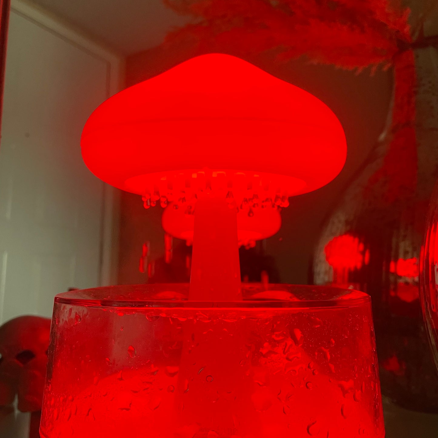 Rainy Cloud Humidifier – Aesthetic LED Cool Mist Diffuser with Rainfall Visual & Mood Lighting