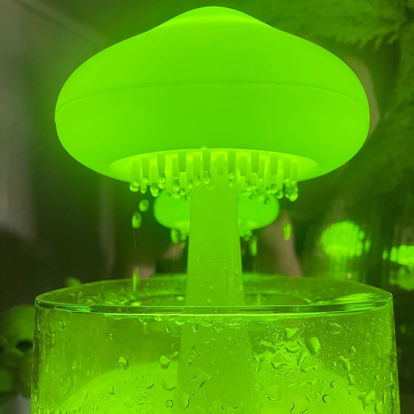 Rainy Cloud Humidifier – Aesthetic LED Cool Mist Diffuser with Rainfall Visual & Mood Lighting